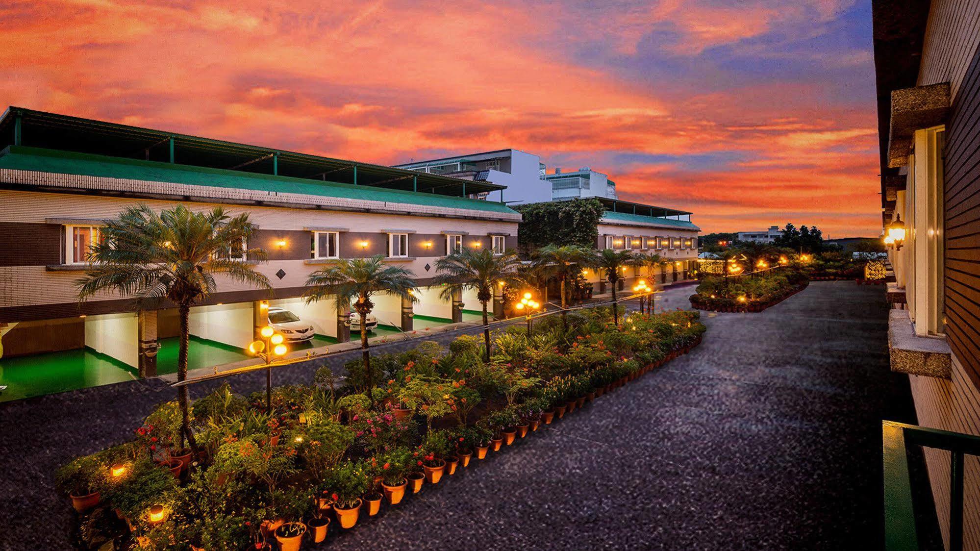 Mesasa Garden Motel Chua-lien Exteriér fotografie